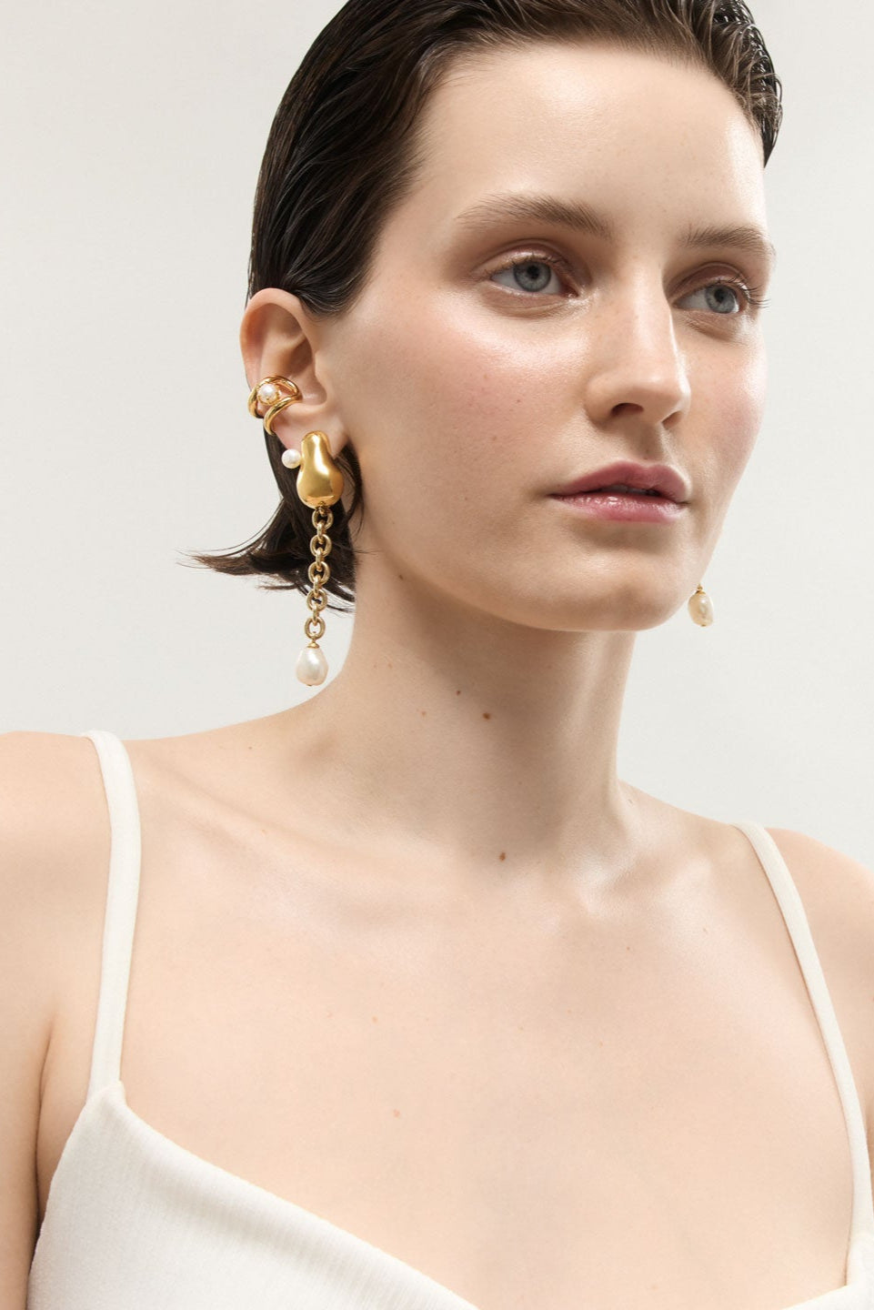 Harper Pearl Ear Cuff - Gold
