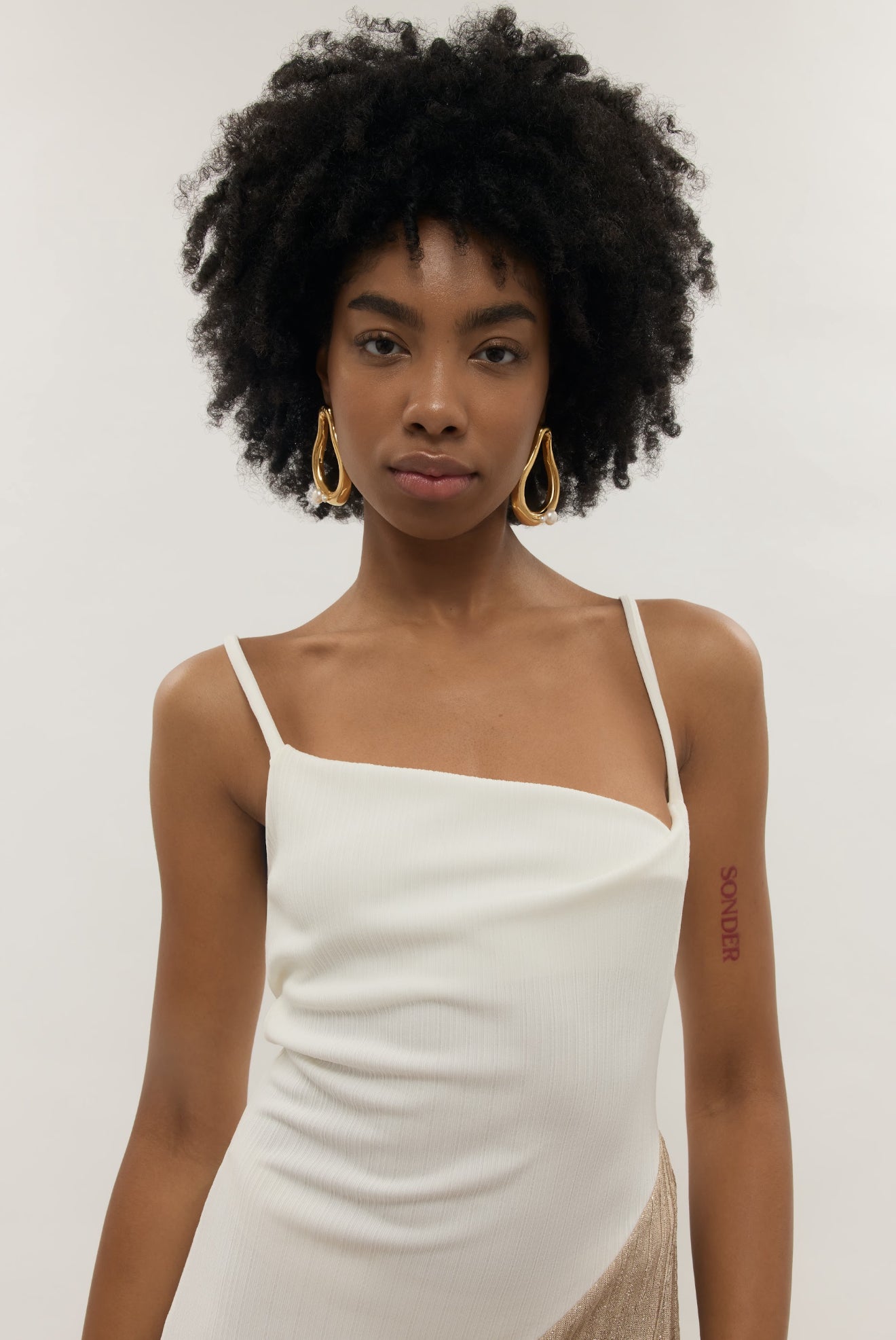 Amelie Pearl Earrings - Gold Plated