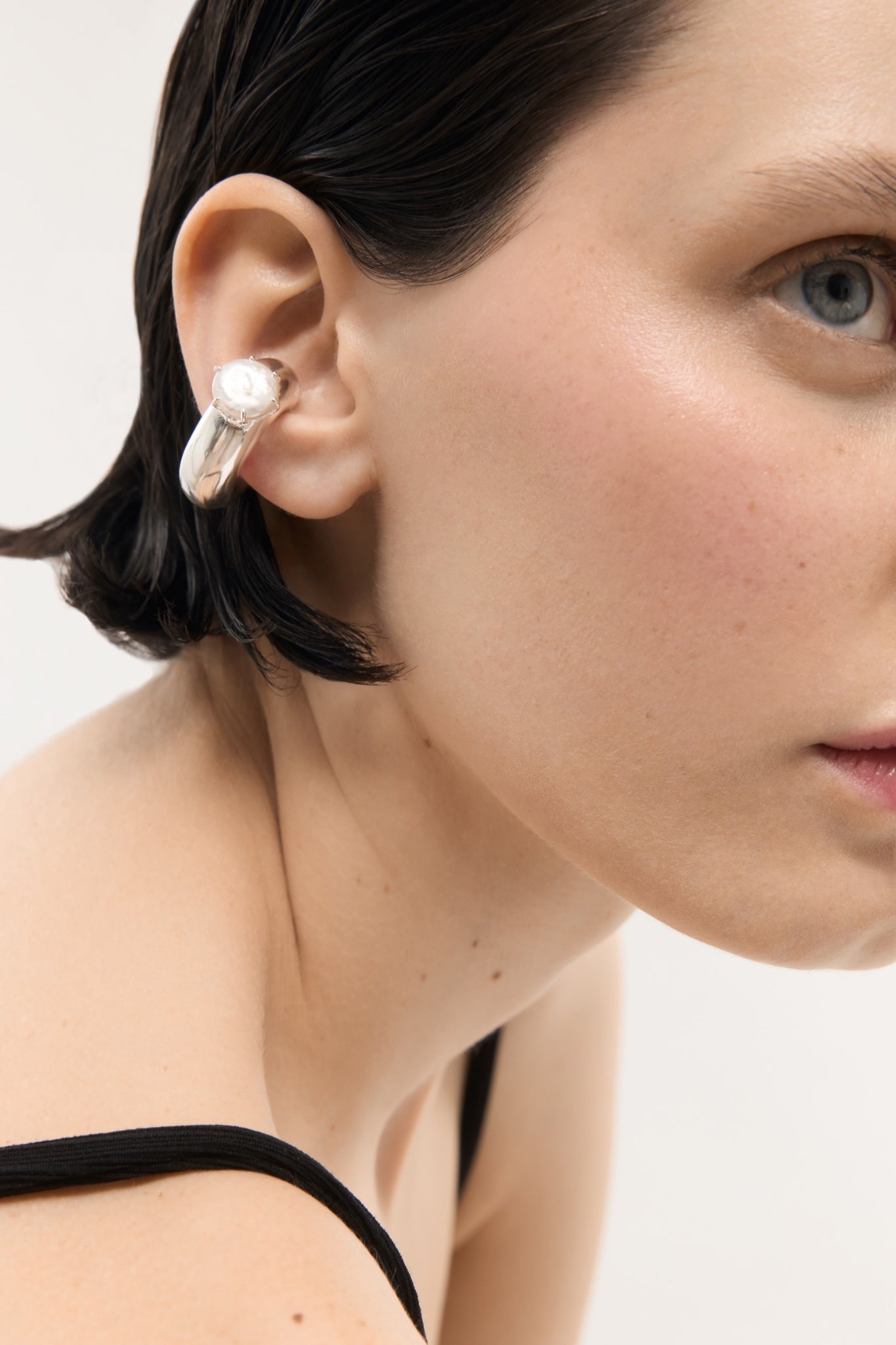 Mia Pearl Ear Cuff - Silver