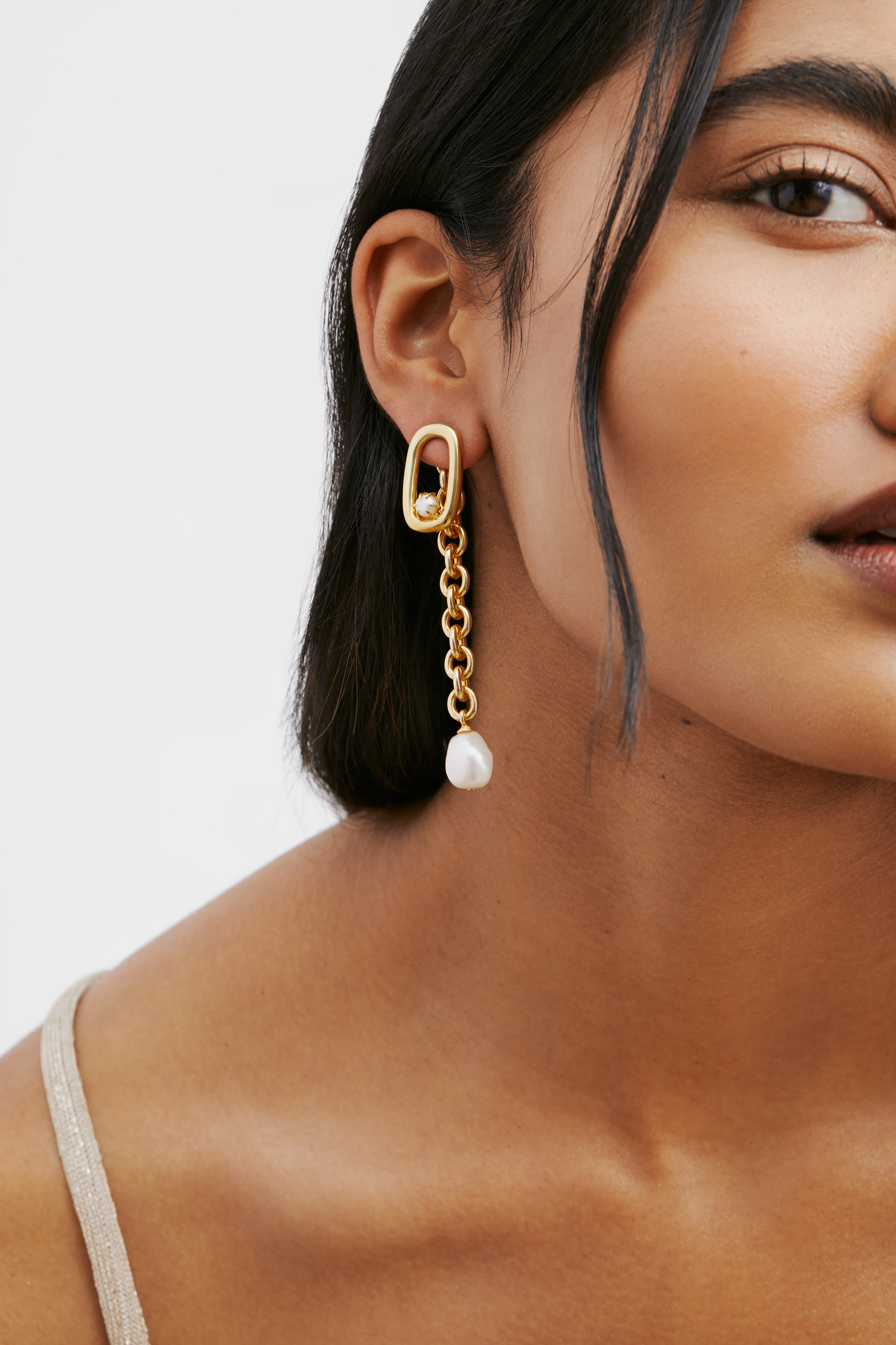 Harper Pearl Earring - Gold Plated