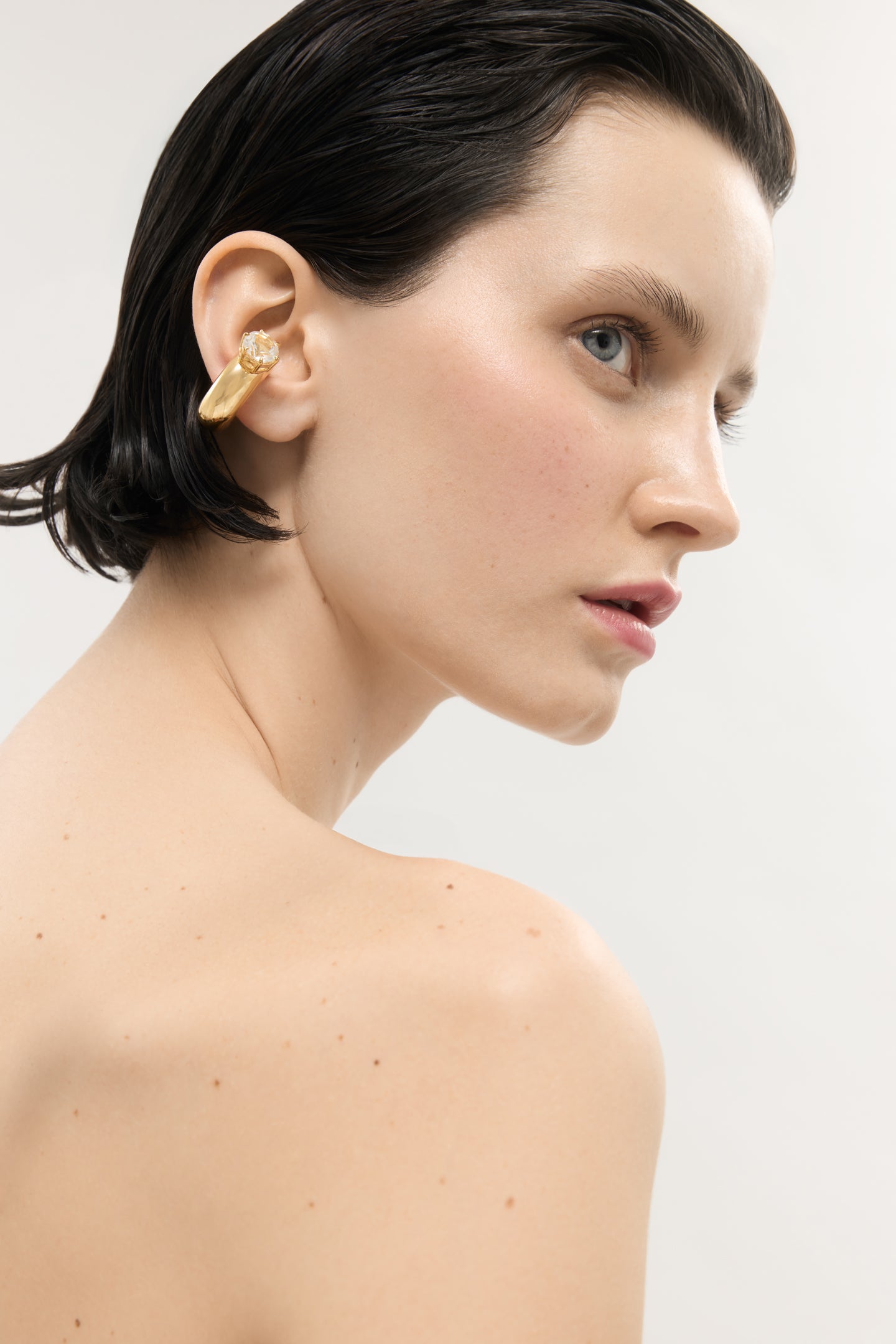 Isla Quartz Ear Cuff - Gold
